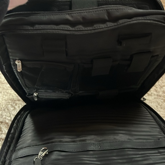 Backpack - Picture 4 of 8